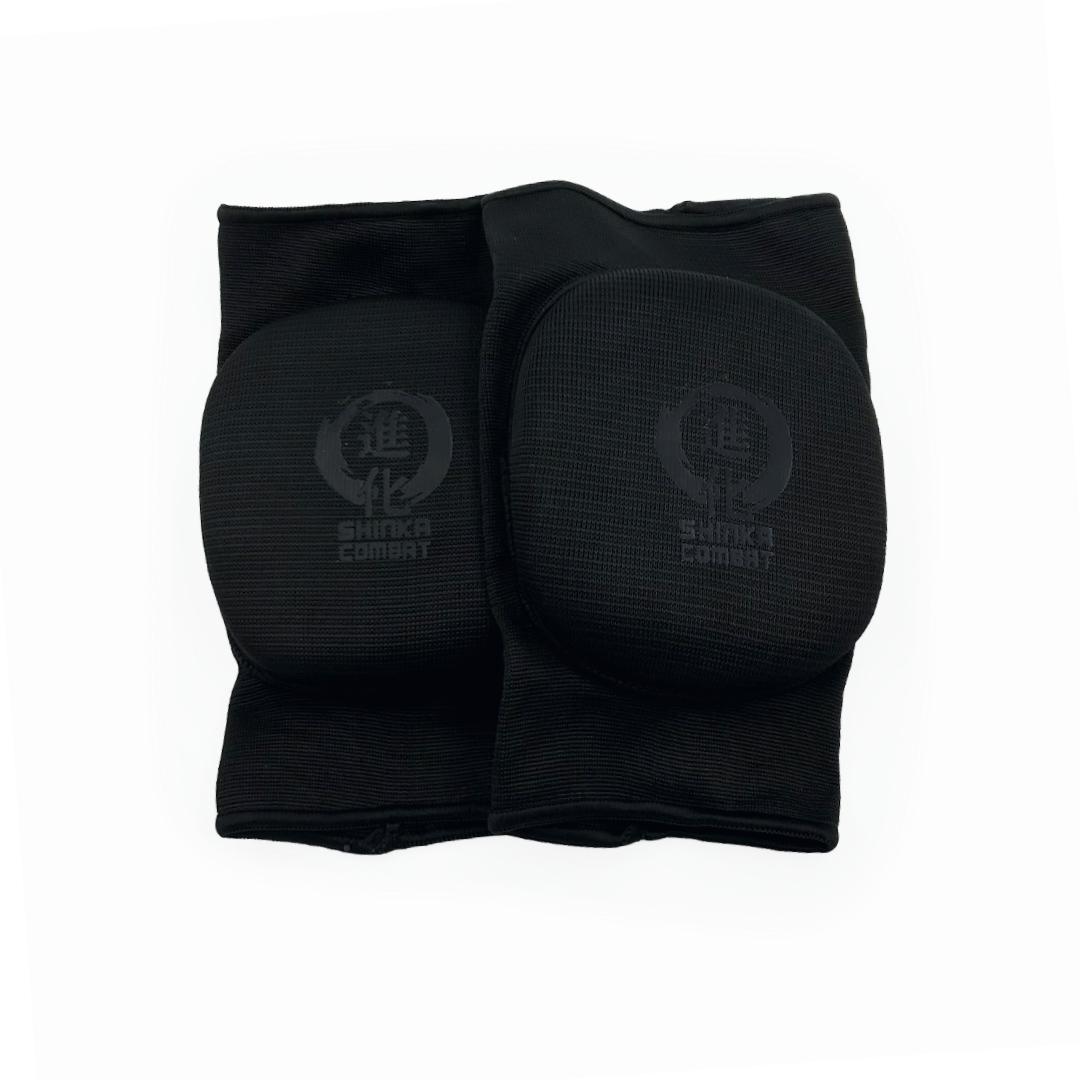 Shinka Combat - Knebeskytter - Svart